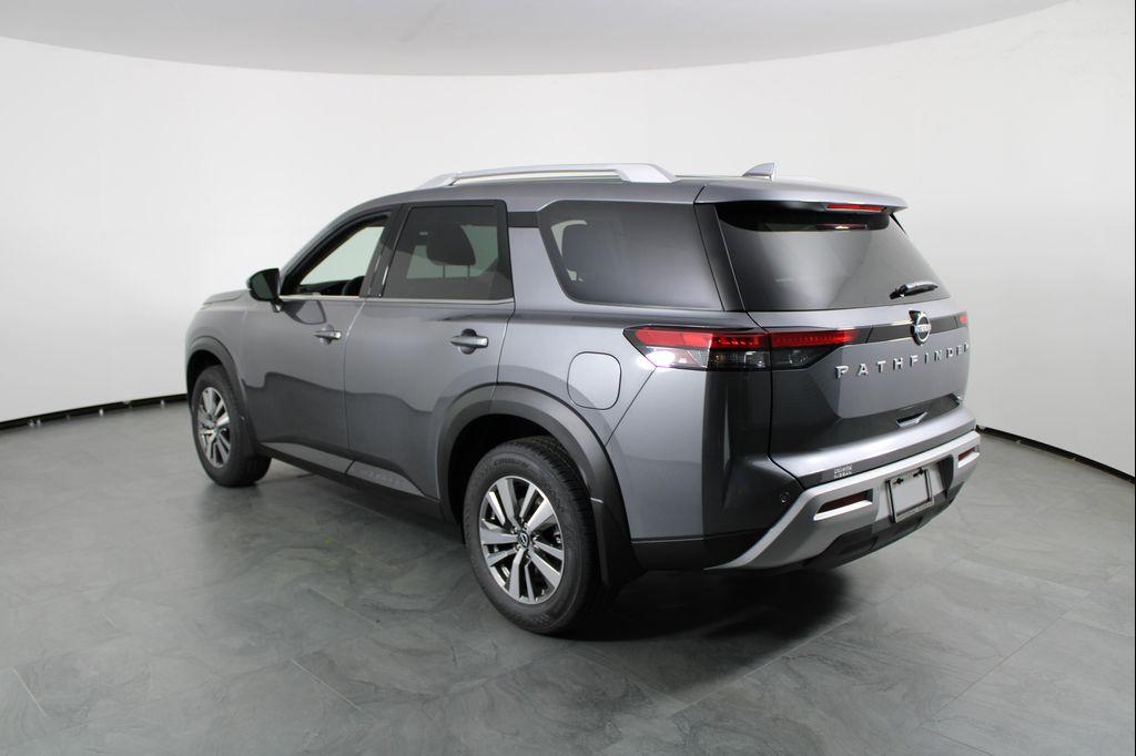 new 2025 Nissan Pathfinder car, priced at $34,989