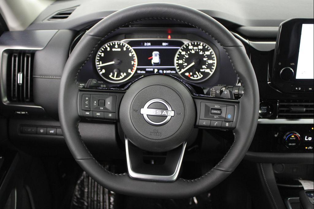 new 2025 Nissan Pathfinder car, priced at $34,989