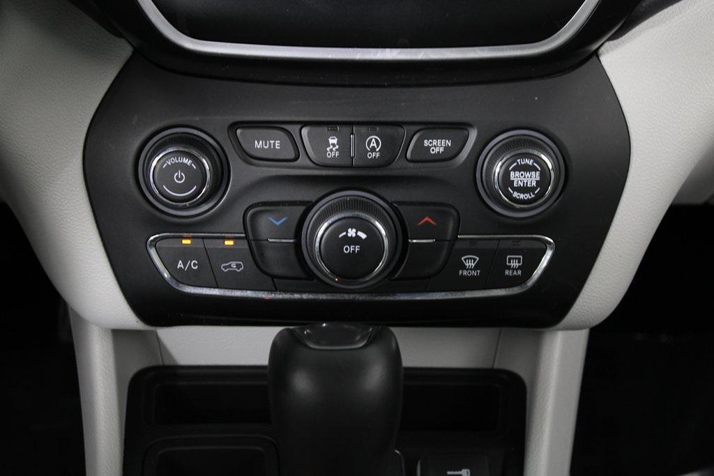 used 2021 Jeep Cherokee car, priced at $17,854
