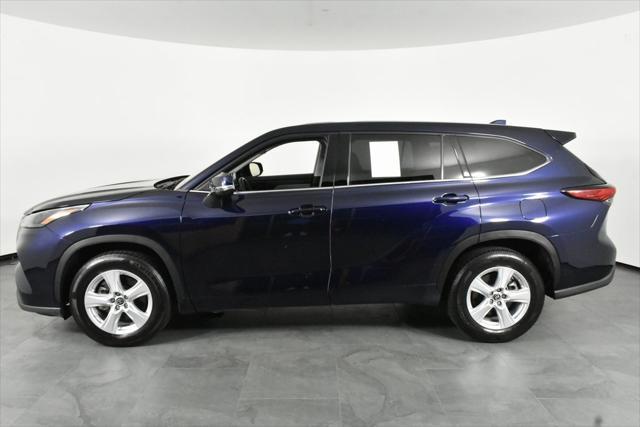 used 2022 Toyota Highlander car, priced at $27,894