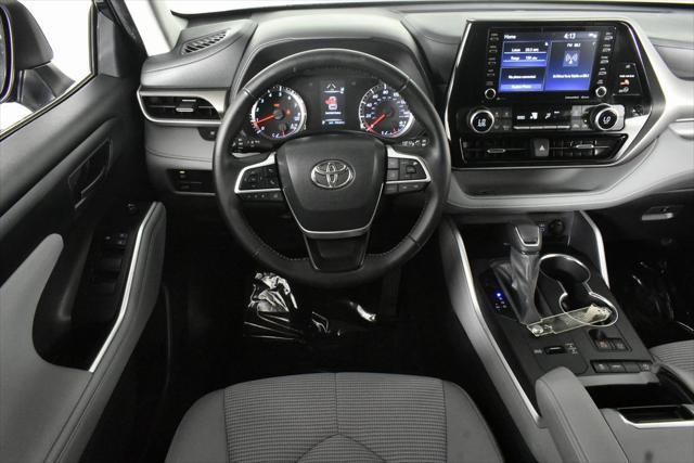 used 2022 Toyota Highlander car, priced at $27,894