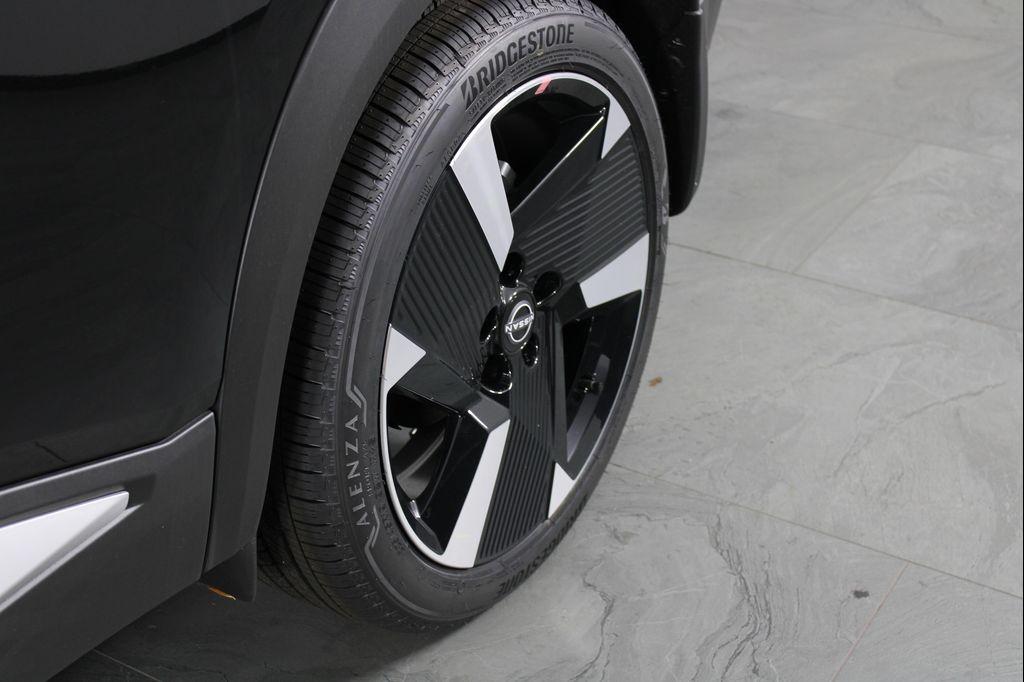 new 2025 Nissan Kicks car, priced at $25,241