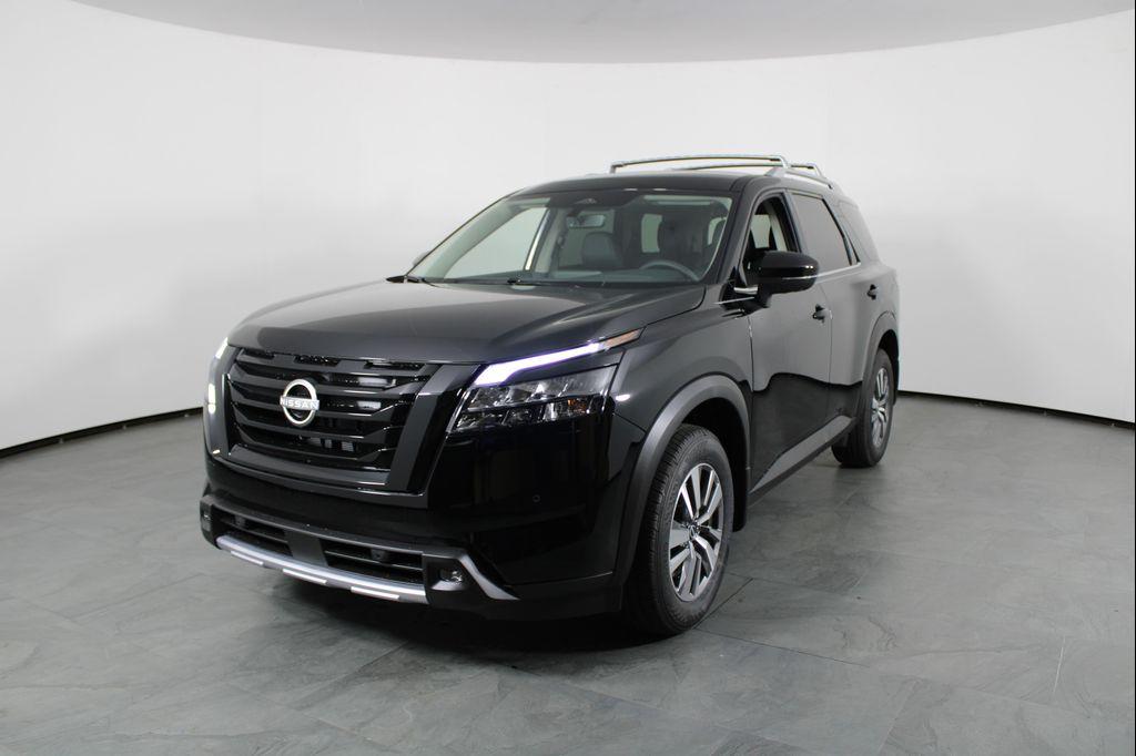 new 2025 Nissan Pathfinder car, priced at $35,840