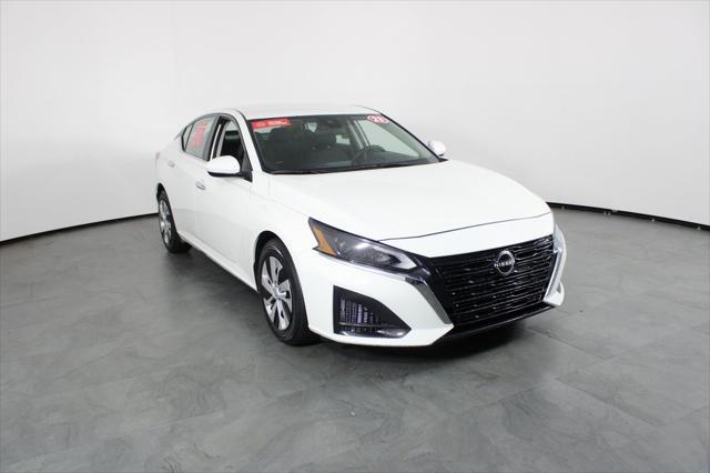used 2023 Nissan Altima car, priced at $17,987