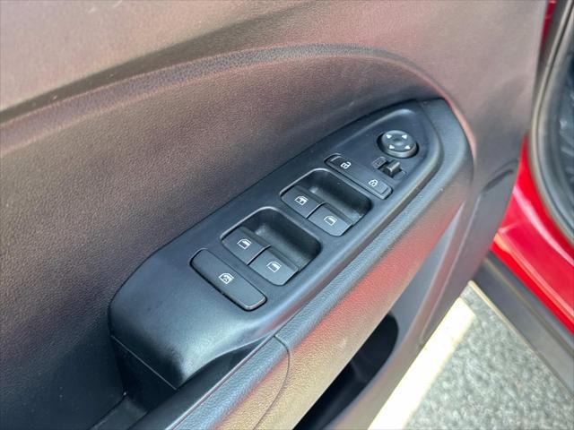 used 2022 Hyundai Venue car, priced at $15,495