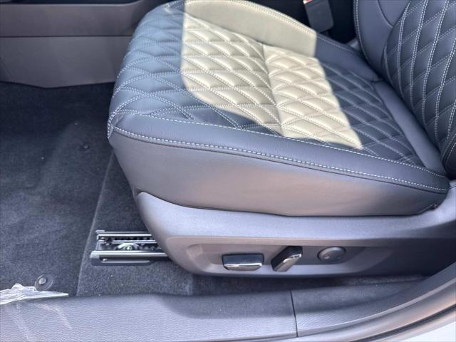 new 2025 Mitsubishi Outlander PHEV car, priced at $49,890