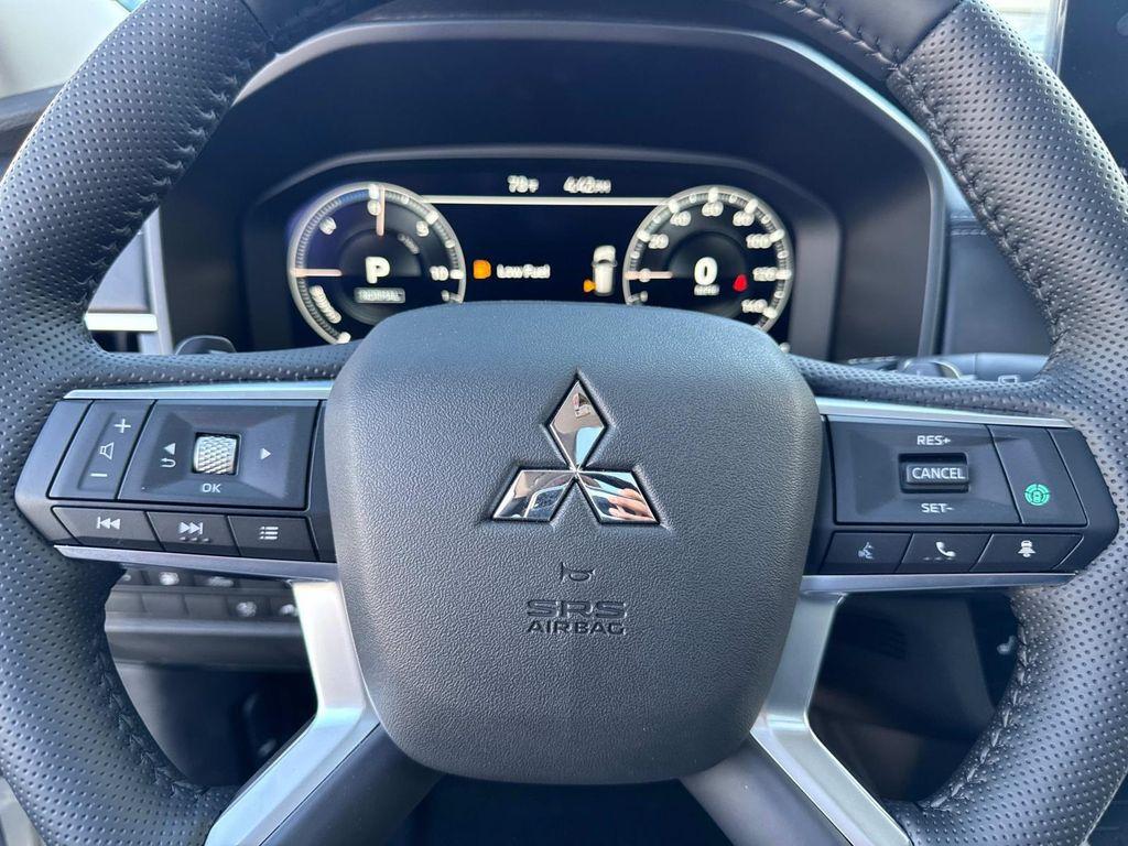 new 2025 Mitsubishi Outlander PHEV car, priced at $39,670