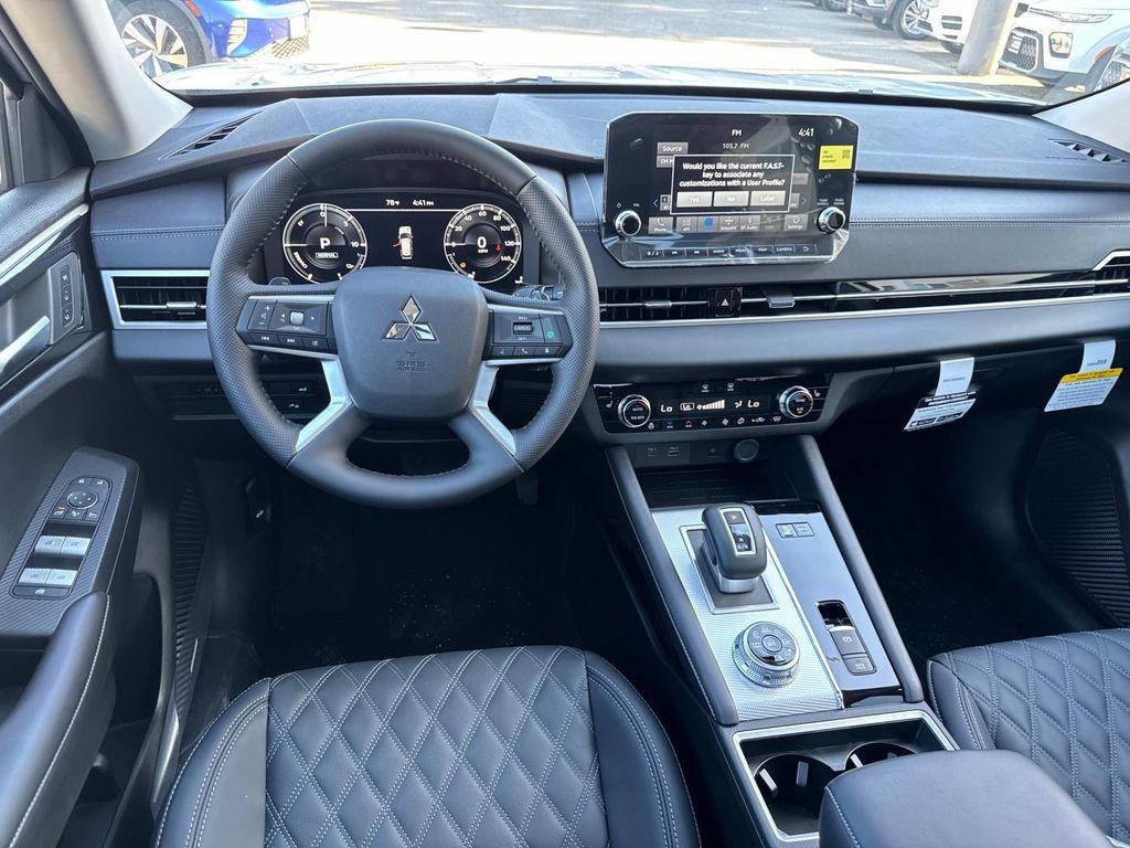 new 2025 Mitsubishi Outlander PHEV car, priced at $39,670