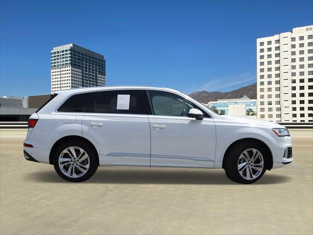 used 2020 Audi Q7 car, priced at $27,299