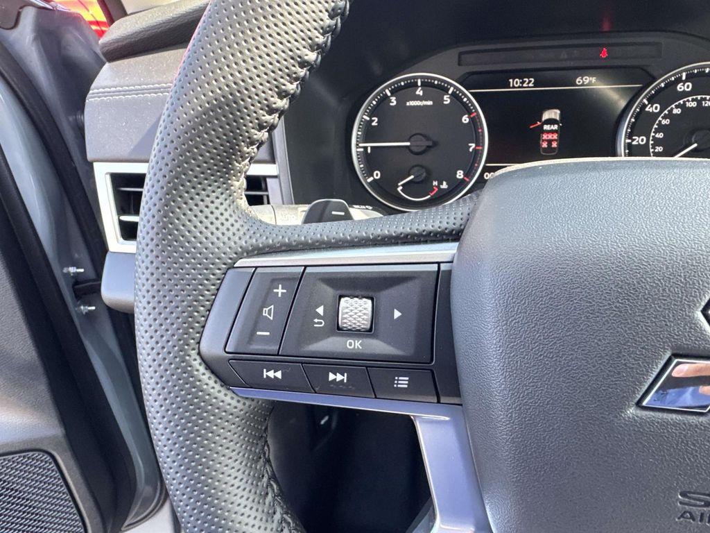 new 2025 Mitsubishi Outlander car, priced at $36,555