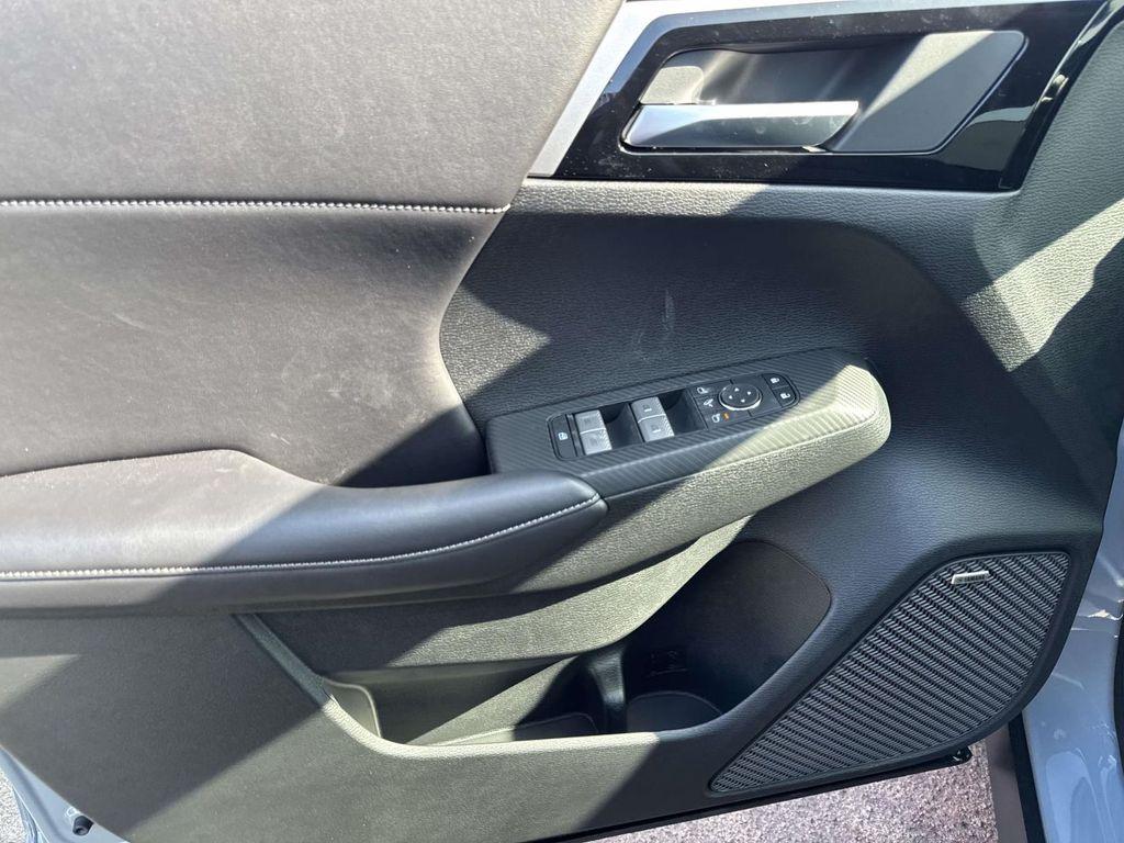 new 2025 Mitsubishi Outlander car, priced at $36,555