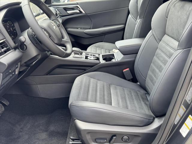 new 2025 Mitsubishi Outlander PHEV car, priced at $47,515
