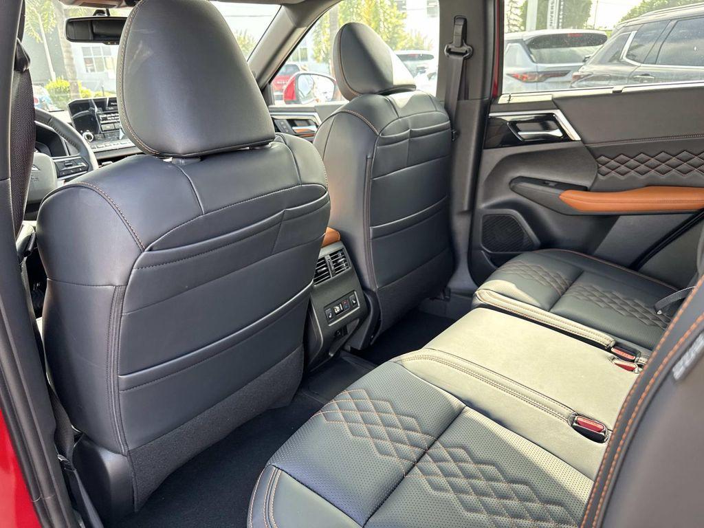 new 2025 Mitsubishi Outlander PHEV car, priced at $44,045