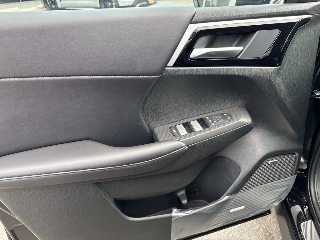 new 2025 Mitsubishi Outlander car, priced at $28,930