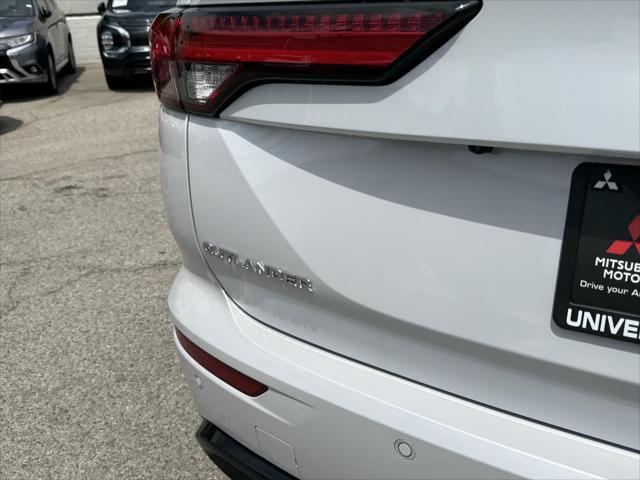 new 2025 Mitsubishi Outlander PHEV car, priced at $51,750