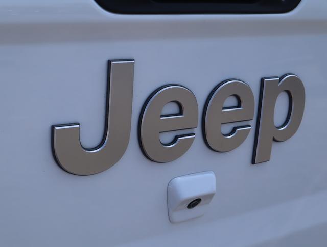 used 2020 Jeep Gladiator car, priced at $33,885