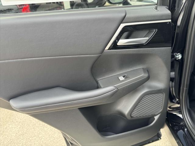 new 2025 Mitsubishi Outlander PHEV car, priced at $48,230