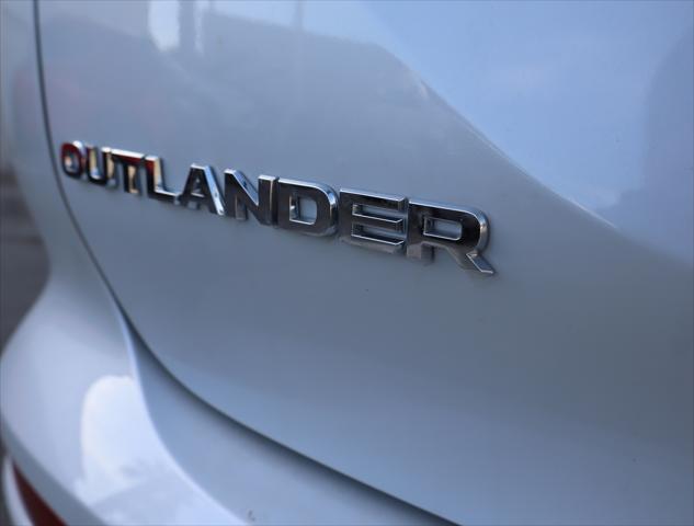 new 2024 Mitsubishi Outlander car, priced at $29,155