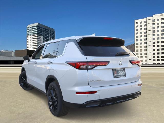 new 2024 Mitsubishi Outlander car, priced at $29,155