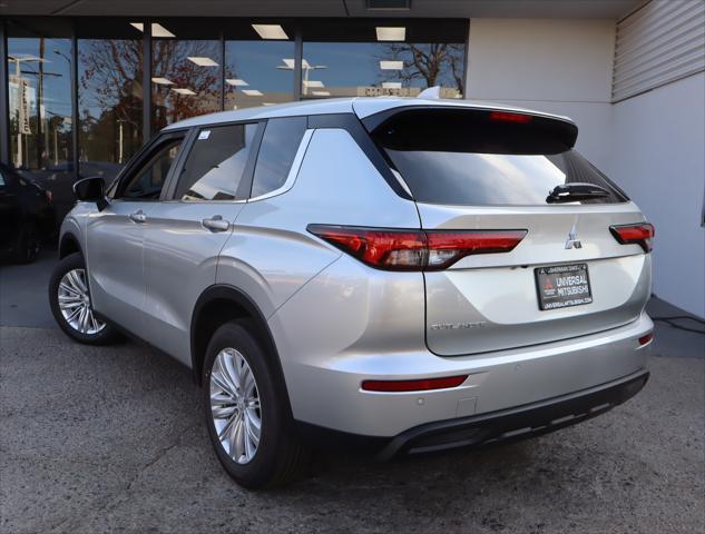 new 2024 Mitsubishi Outlander car, priced at $25,800