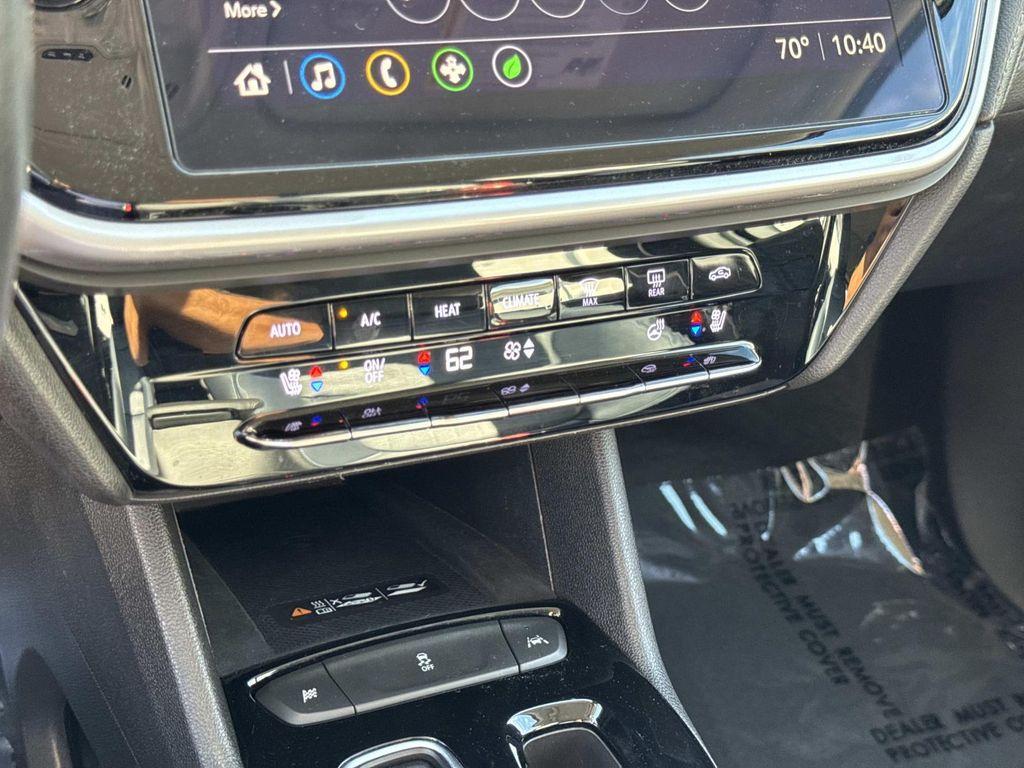 used 2022 Chevrolet Bolt EUV car, priced at $17,495