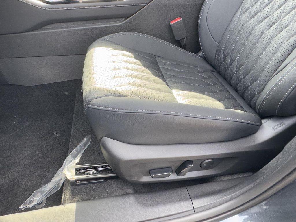 new 2025 Mitsubishi Outlander car, priced at $32,635