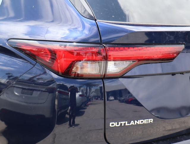 new 2024 Mitsubishi Outlander car, priced at $31,780