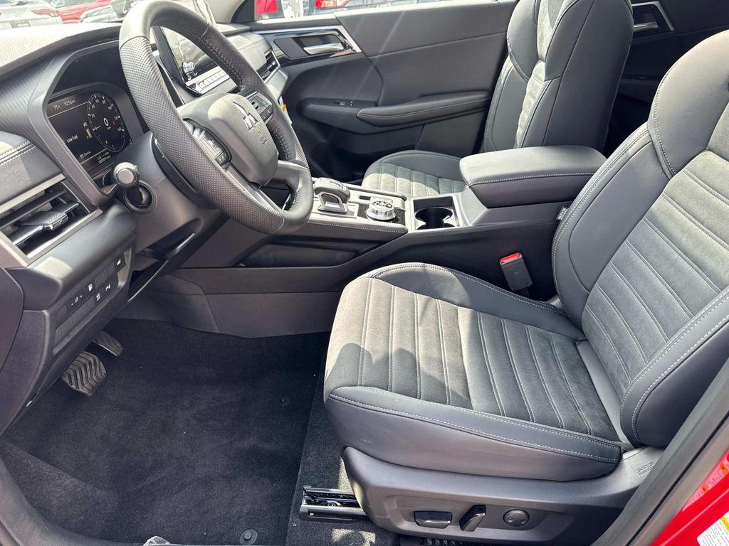 new 2025 Mitsubishi Outlander PHEV car, priced at $34,145