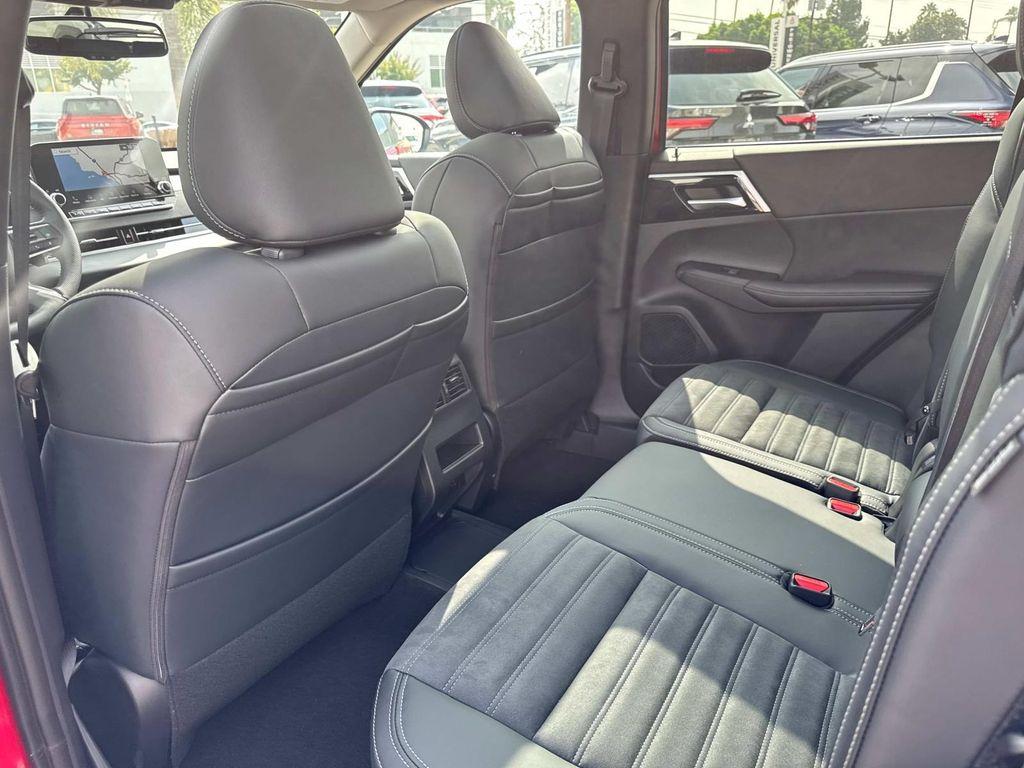 new 2025 Mitsubishi Outlander PHEV car, priced at $34,145