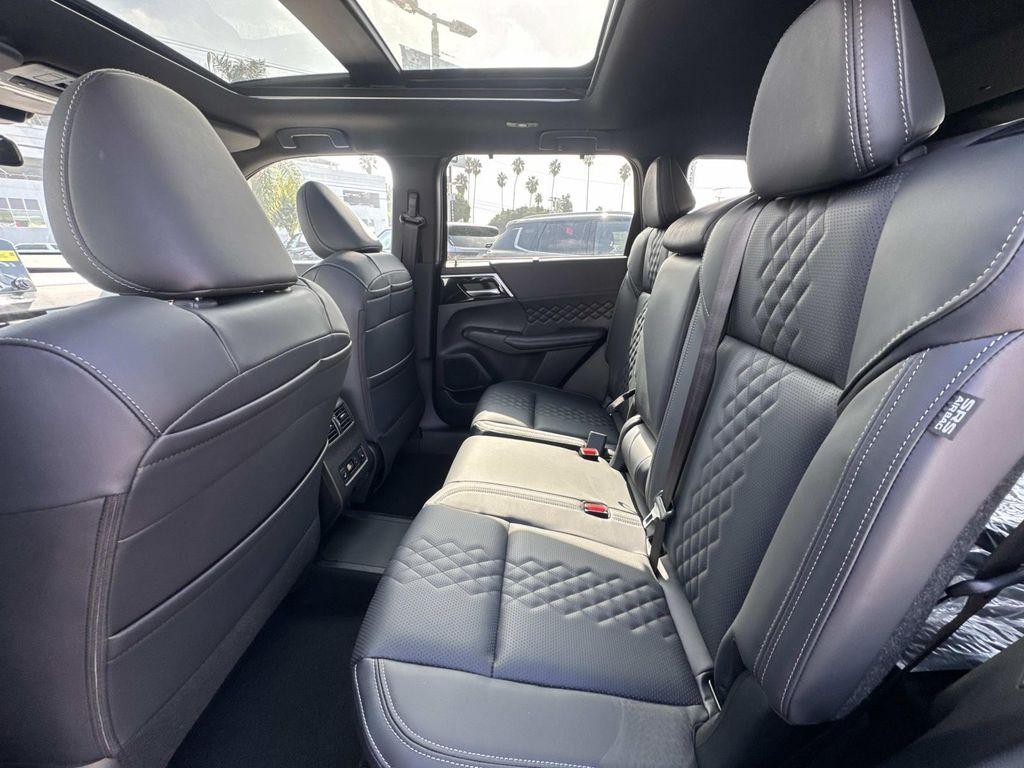 new 2025 Mitsubishi Outlander PHEV car, priced at $36,450