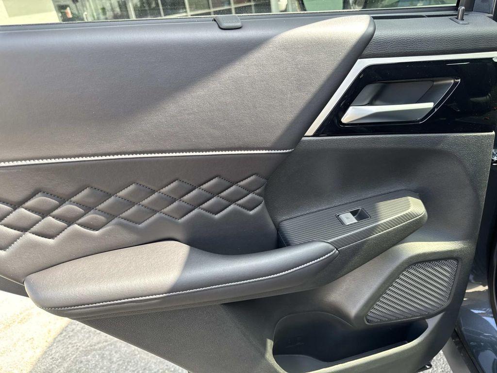 new 2025 Mitsubishi Outlander PHEV car, priced at $36,450