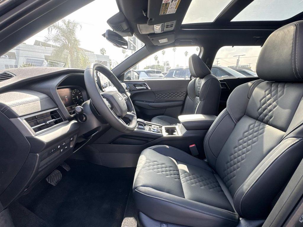 new 2025 Mitsubishi Outlander PHEV car, priced at $36,450