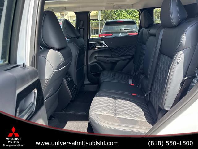 new 2025 Mitsubishi Outlander PHEV car, priced at $38,405