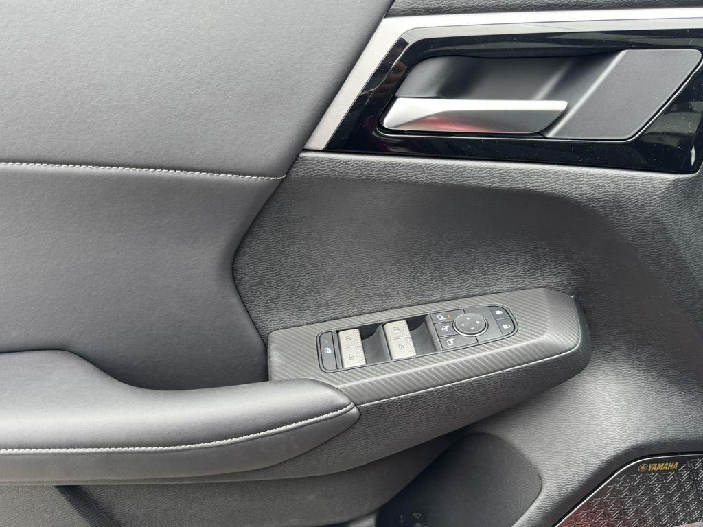 new 2025 Mitsubishi Outlander car, priced at $31,830