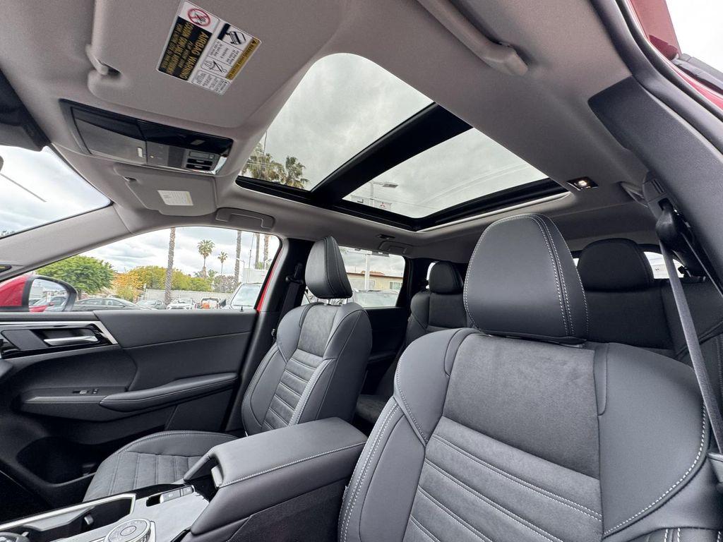 new 2025 Mitsubishi Outlander car, priced at $31,830