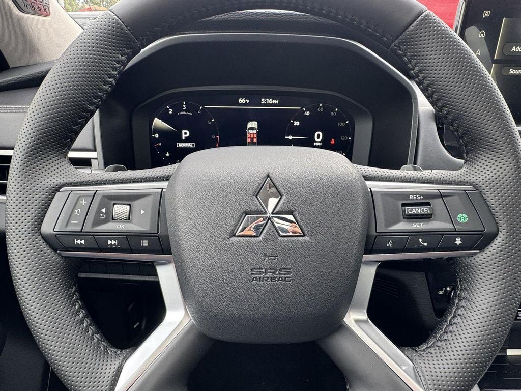 new 2025 Mitsubishi Outlander car, priced at $31,830