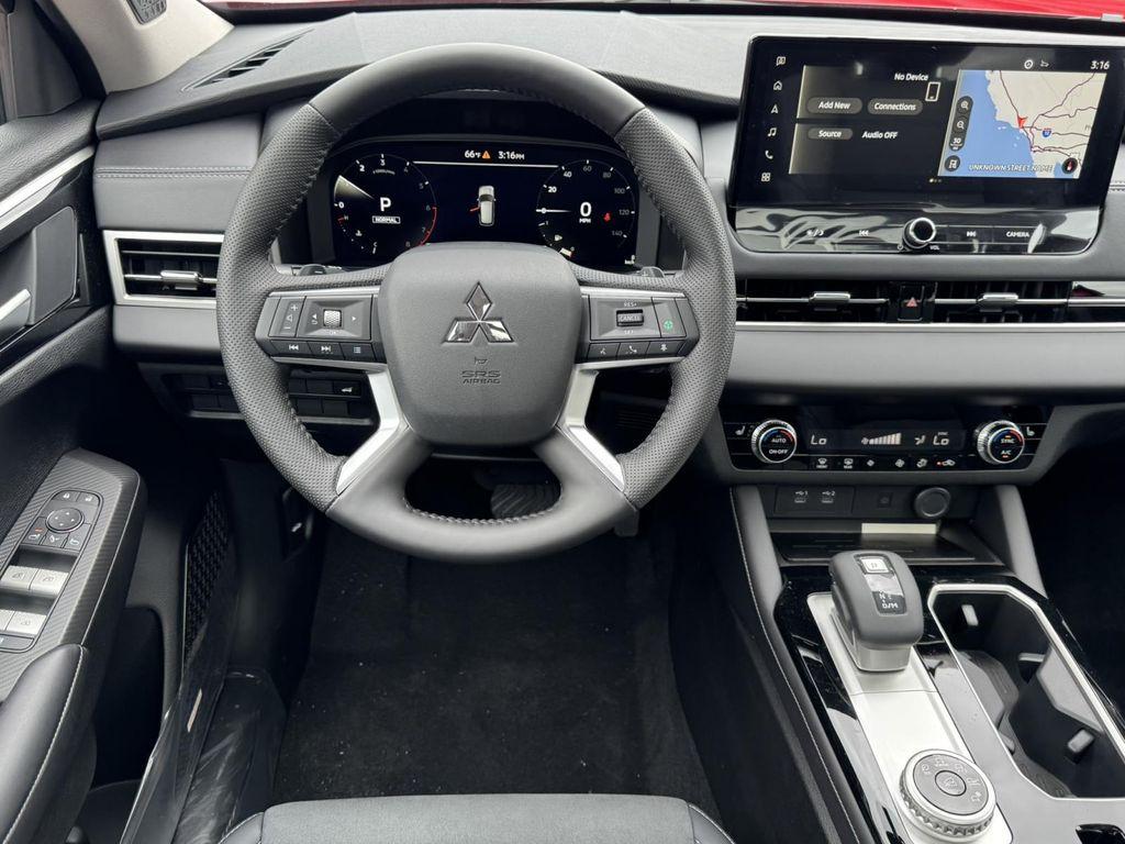 new 2025 Mitsubishi Outlander car, priced at $31,830