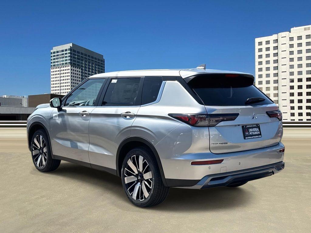 new 2025 Mitsubishi Outlander car, priced at $32,945