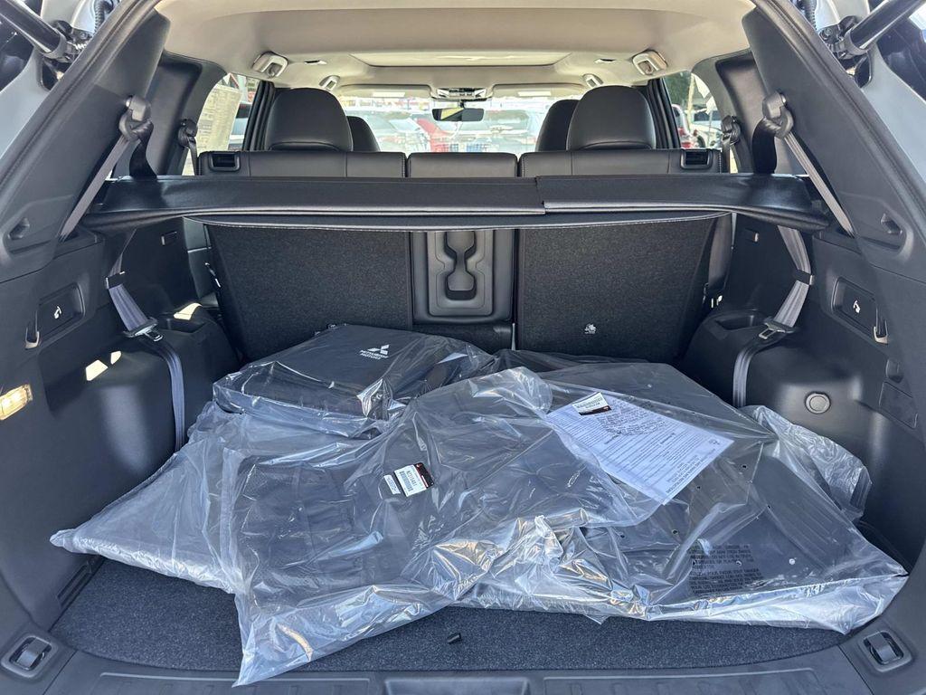 new 2025 Mitsubishi Outlander car, priced at $32,945
