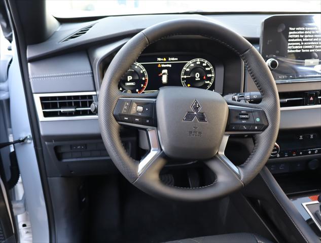 new 2024 Mitsubishi Outlander car, priced at $33,670