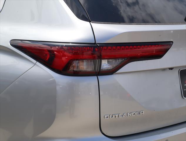 new 2024 Mitsubishi Outlander car, priced at $30,835