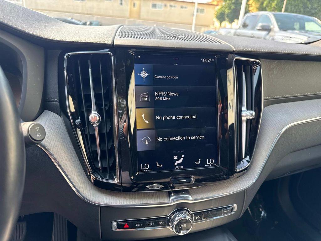 used 2020 Volvo XC60 Recharge Plug-In Hybrid car, priced at $32,889