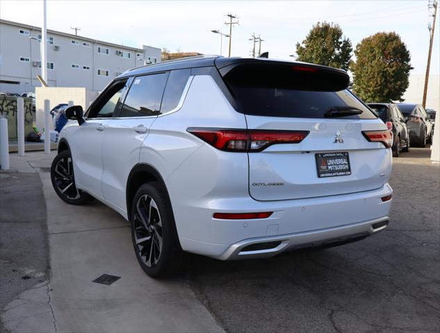 new 2024 Mitsubishi Outlander car, priced at $41,045