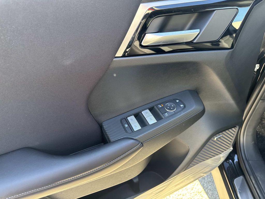 new 2025 Mitsubishi Outlander car, priced at $27,100