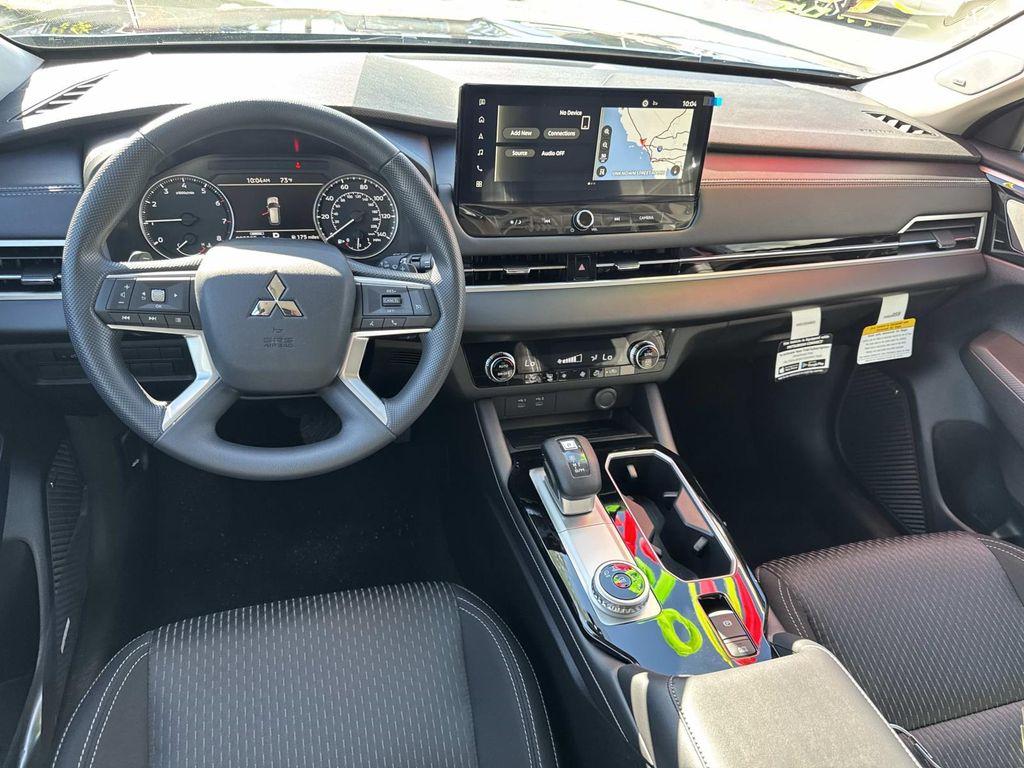 new 2025 Mitsubishi Outlander car, priced at $27,100