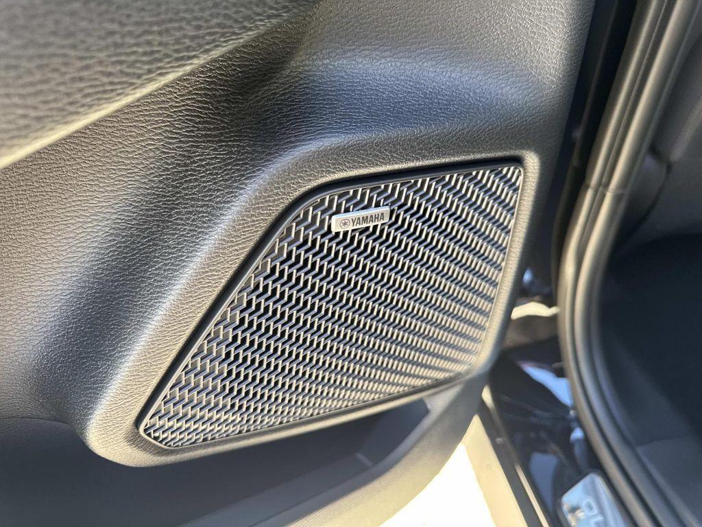 new 2025 Mitsubishi Outlander car, priced at $27,100