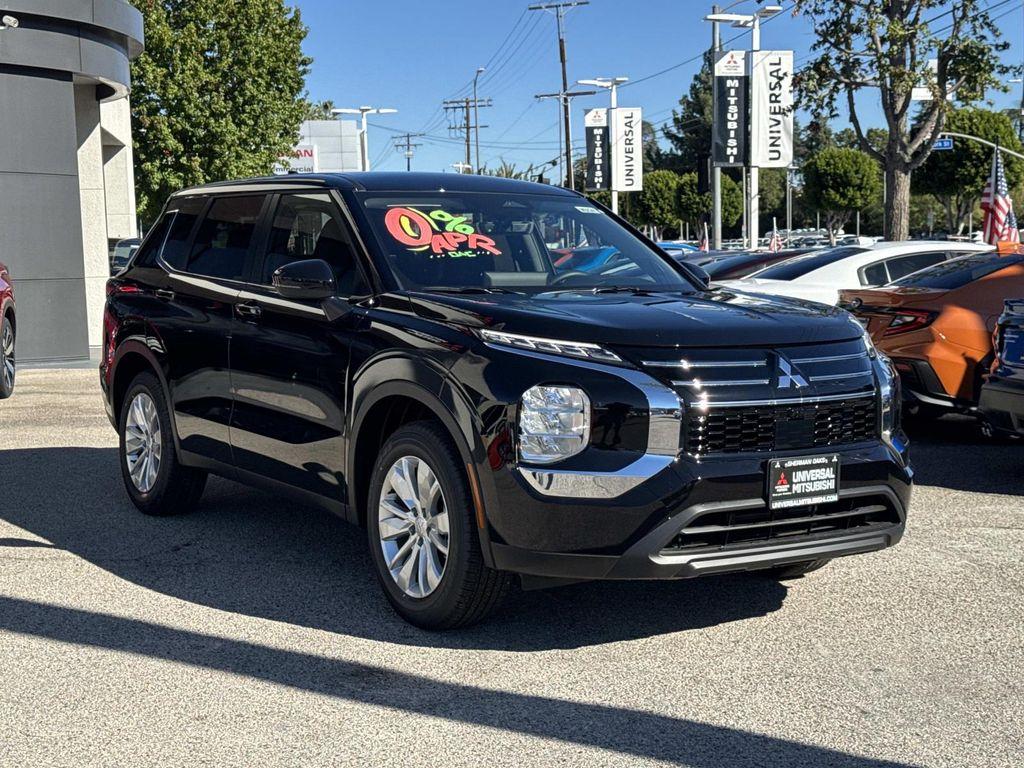 new 2025 Mitsubishi Outlander car, priced at $27,100