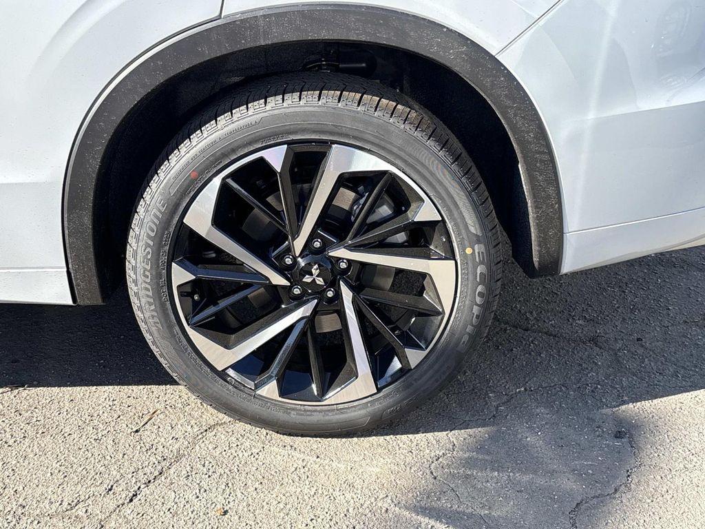 new 2025 Mitsubishi Outlander PHEV car, priced at $49,875