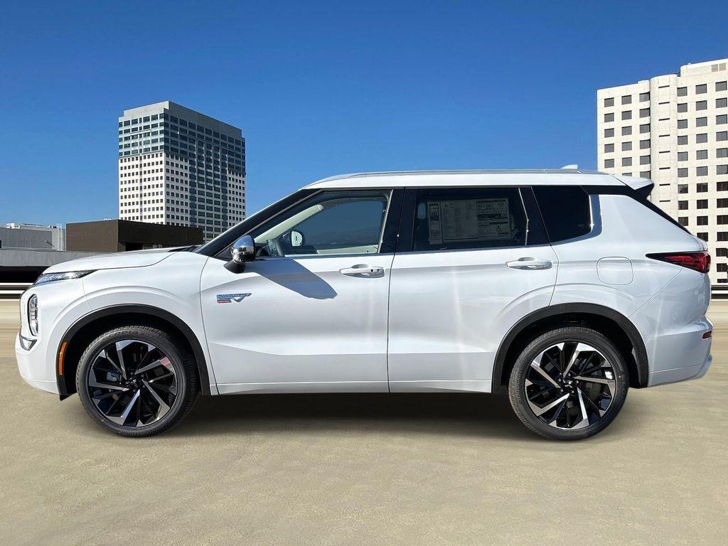 new 2025 Mitsubishi Outlander PHEV car, priced at $49,875