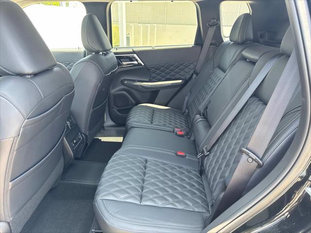 new 2025 Mitsubishi Outlander PHEV car, priced at $49,610
